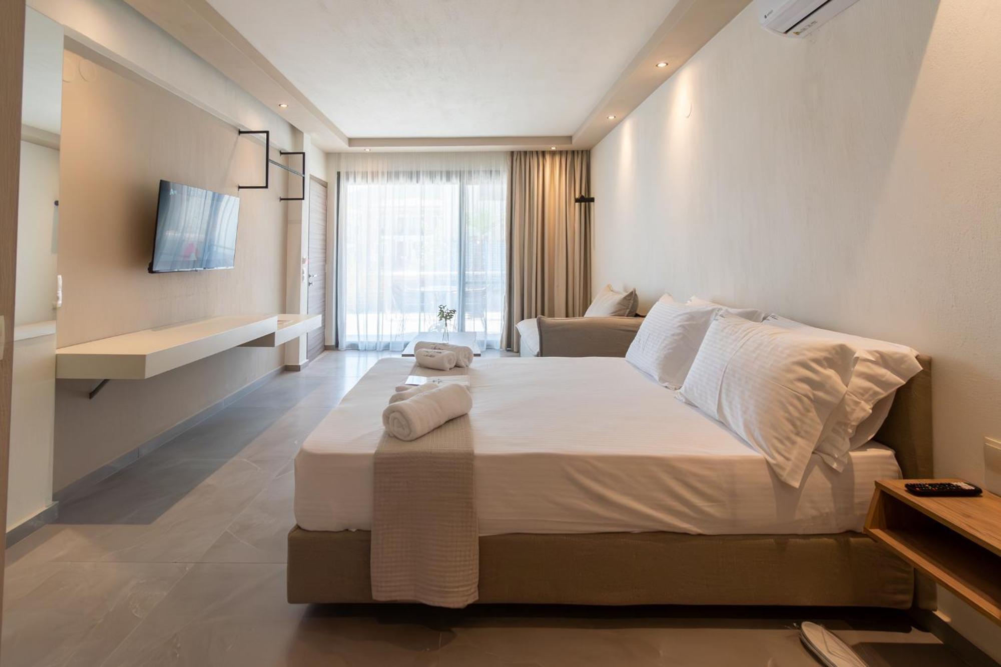 La Boheme Suites Skála Potamiás Eksteriør bilde